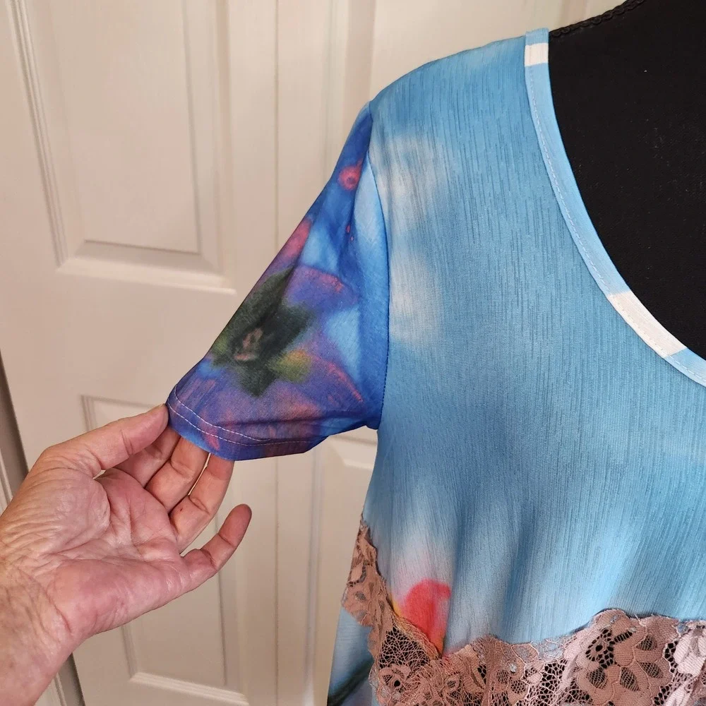 Simply Aster by Firmiana Blue Floral Lace Trim Boho Tunic Top Short Dress Medium - Picture 5 of 13